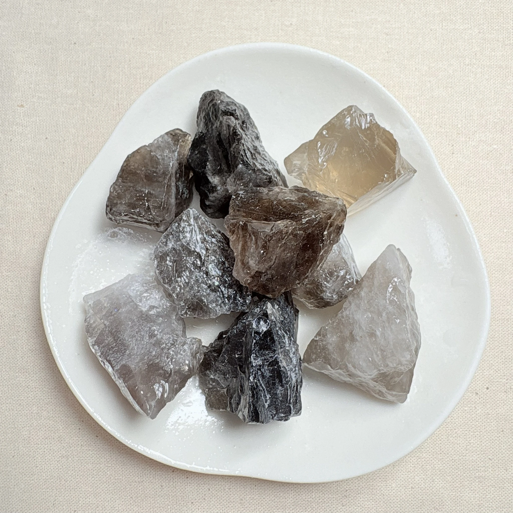 茶水晶原石