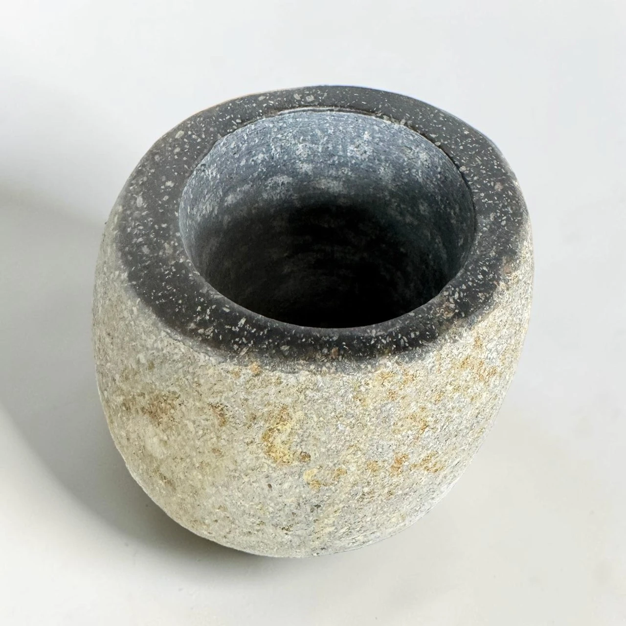 安山岩 盥洗石器皿組