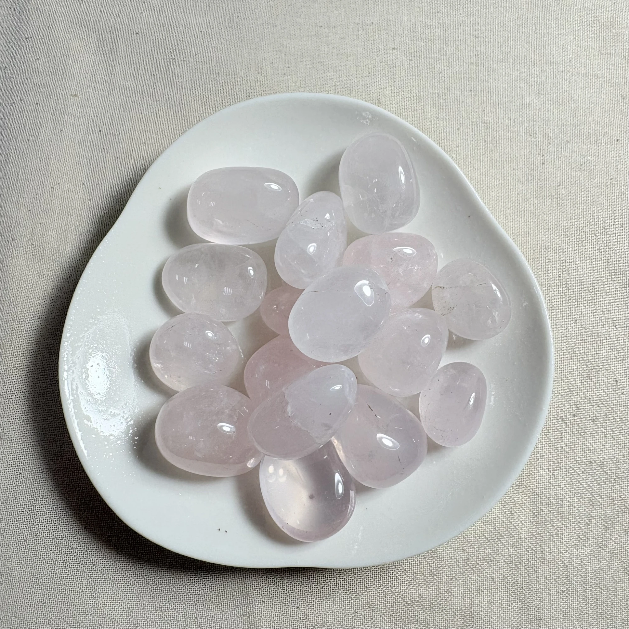粉水晶滾石