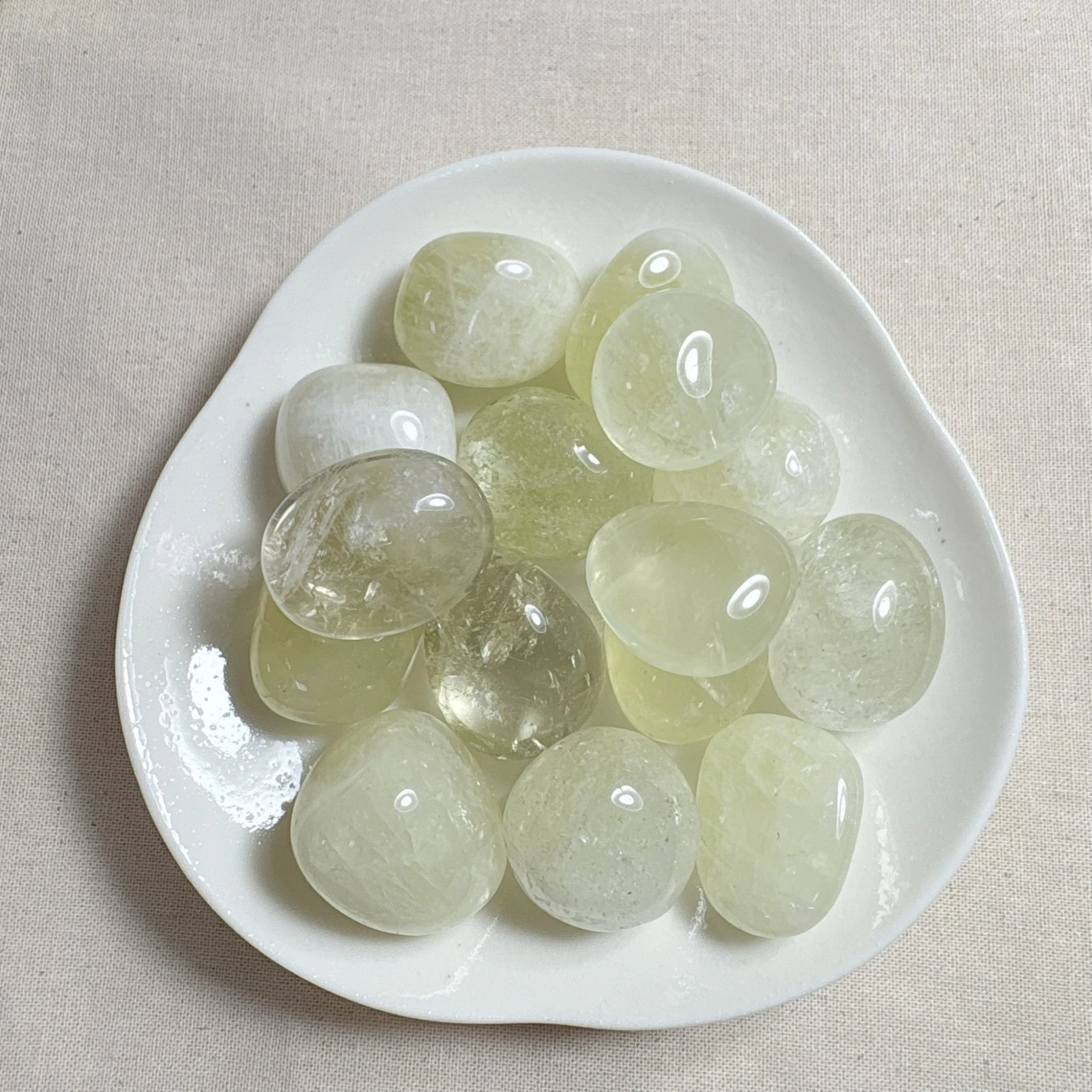 黃水晶滾石