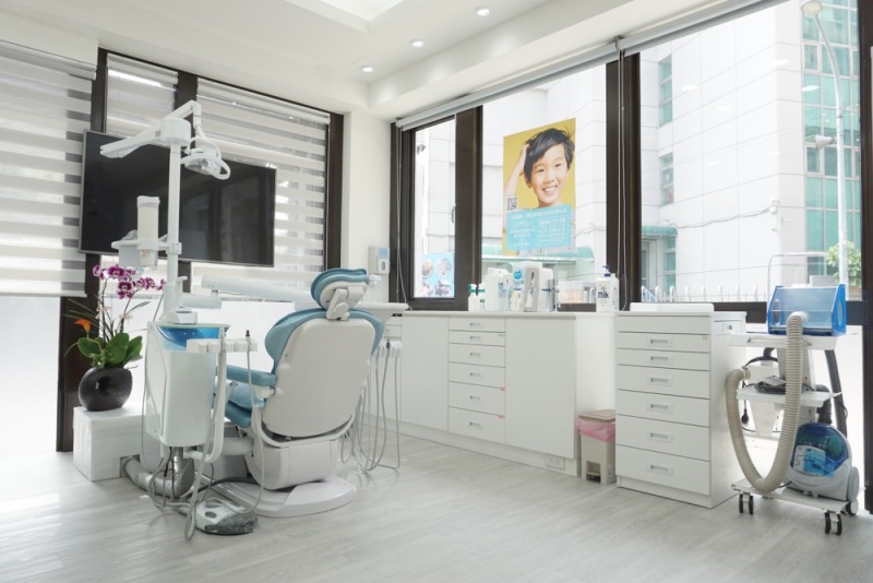 商空設計 | 佳禾牙醫<br>桃園中壢 | 隱適美
