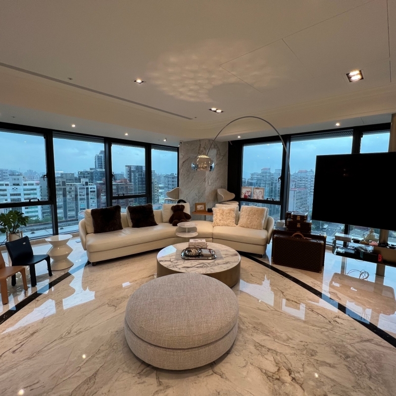 3D | PRIVATE CLUB - W