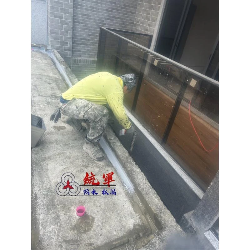 【高雄防水工程】 - 仁武區新建案牌樓防水施工。