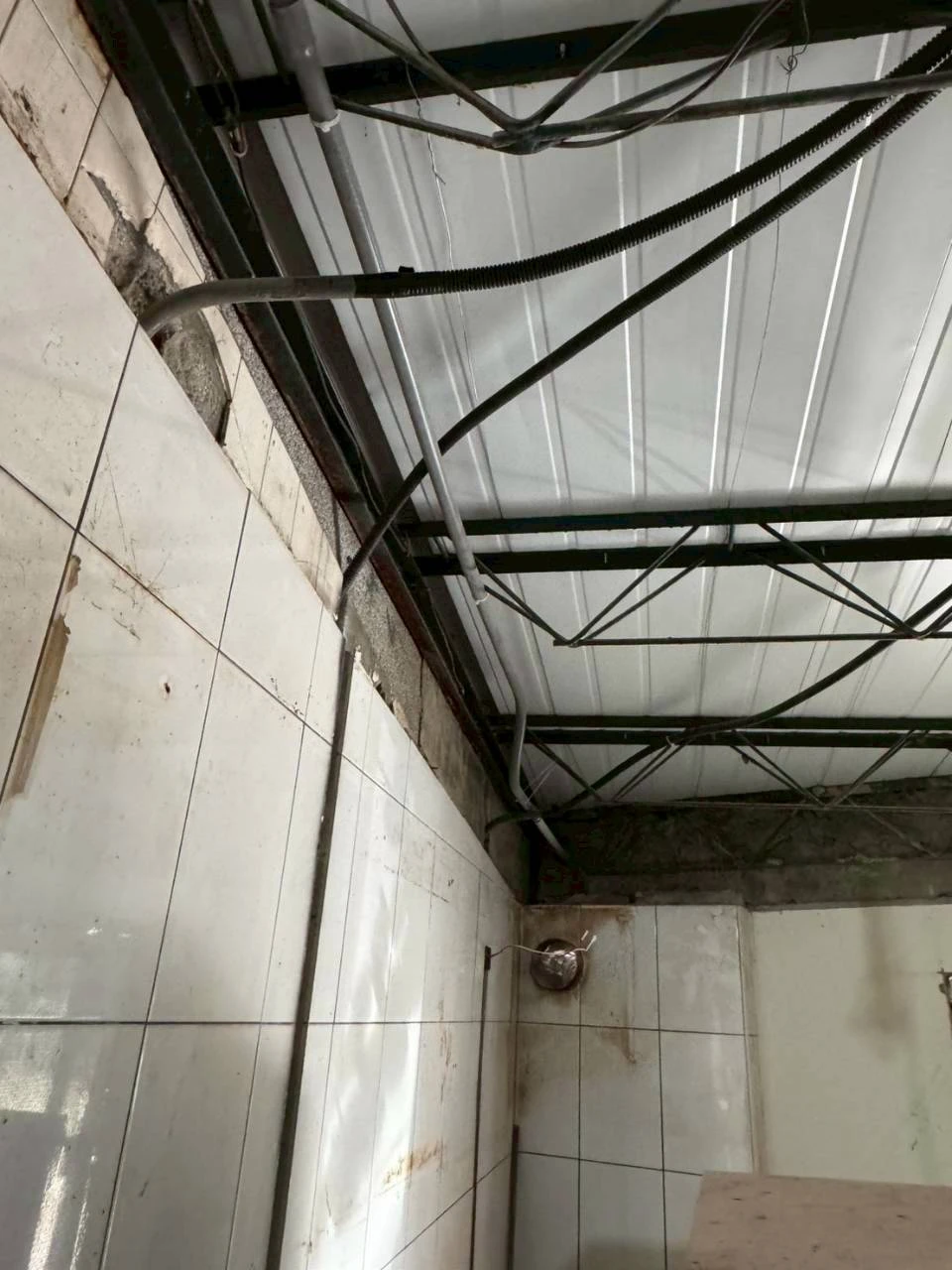 水電管路配置