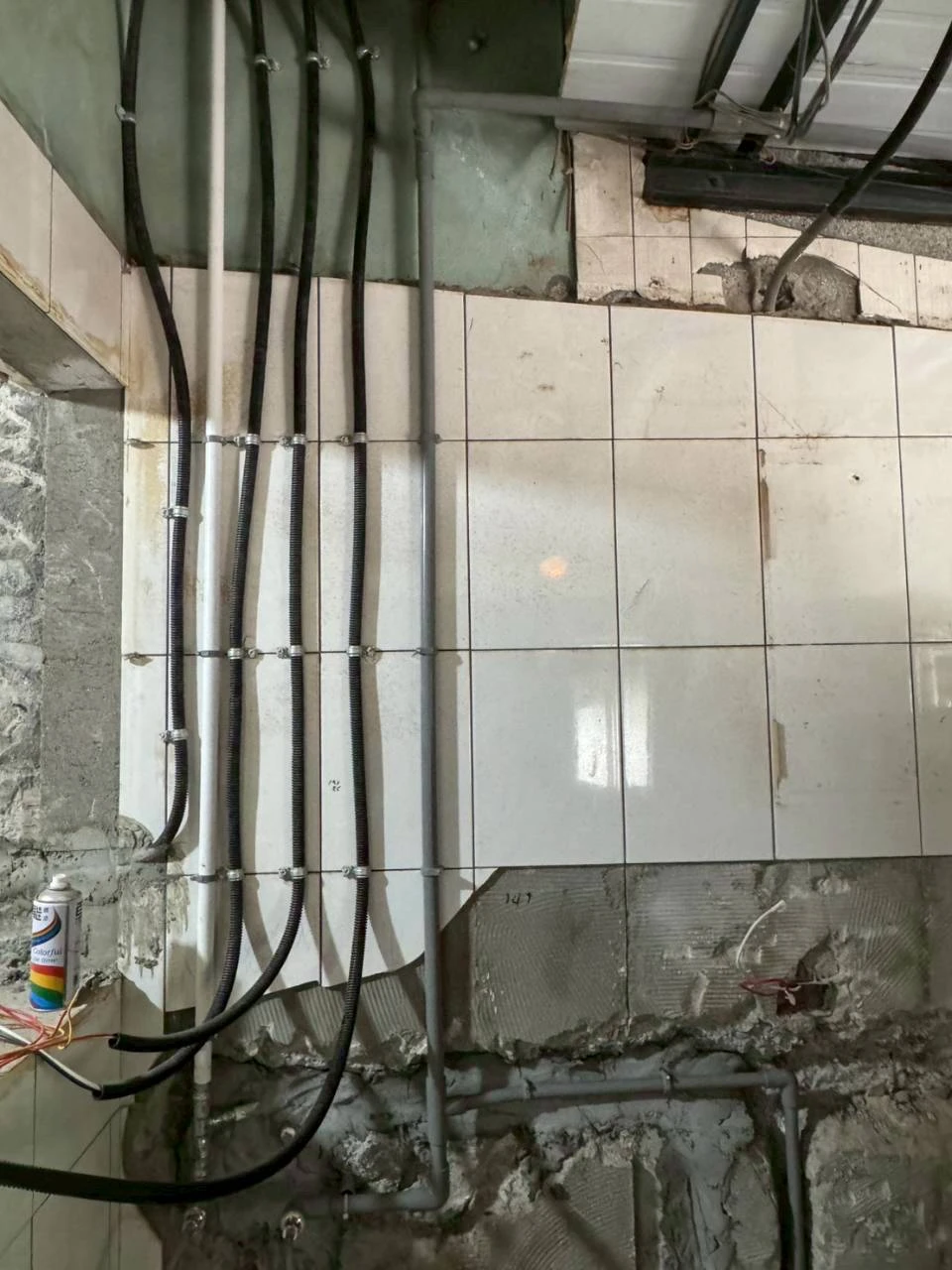 水電管路配置