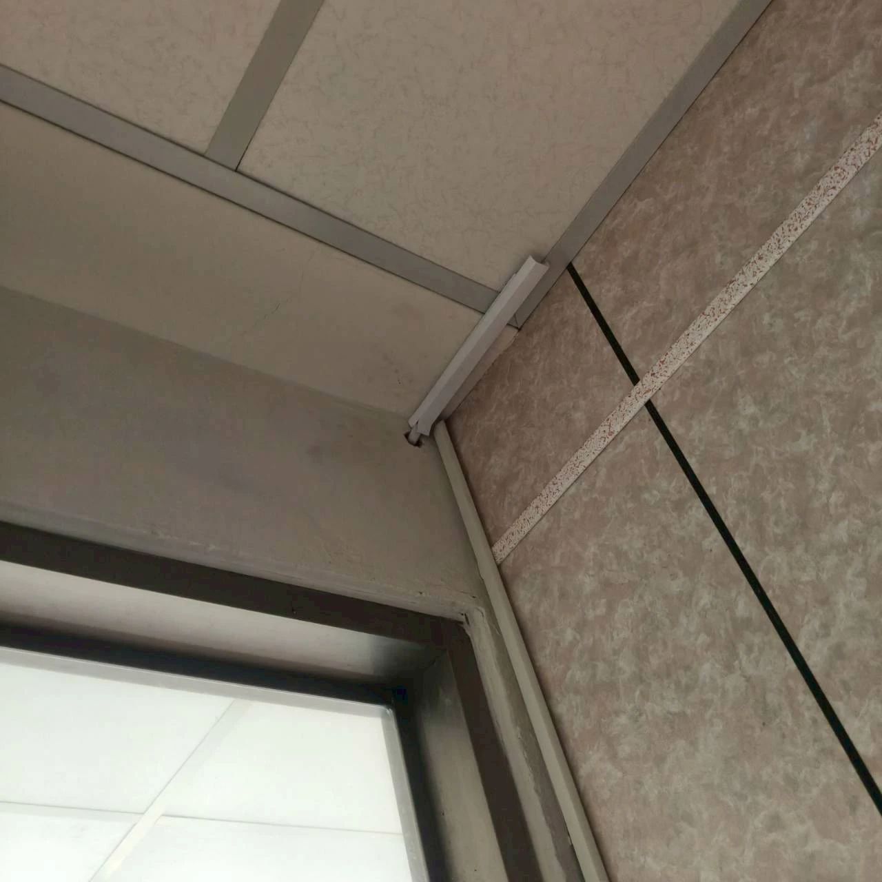 頭屋 熱水器更換 馬桶更換 新增插座迴路