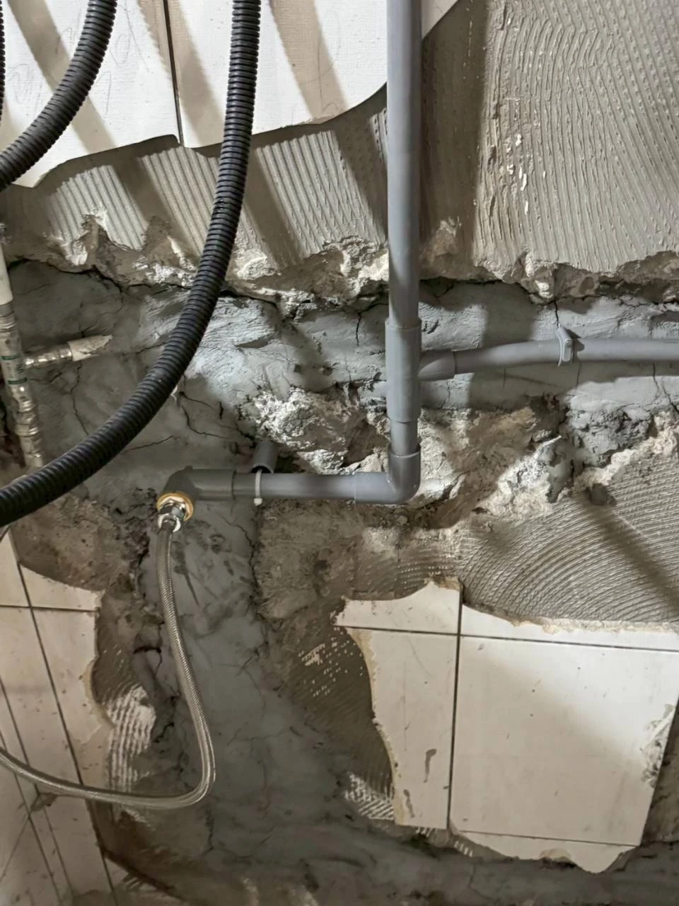水電管路配置