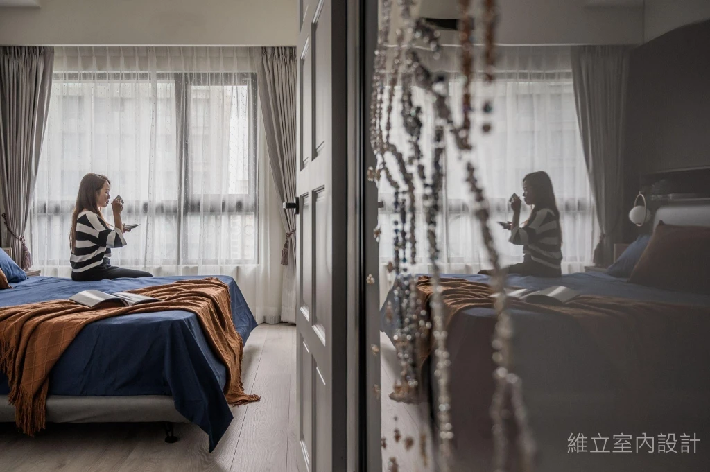 現代奢華舊翻新｜石材主牆內嵌藏酒櫃