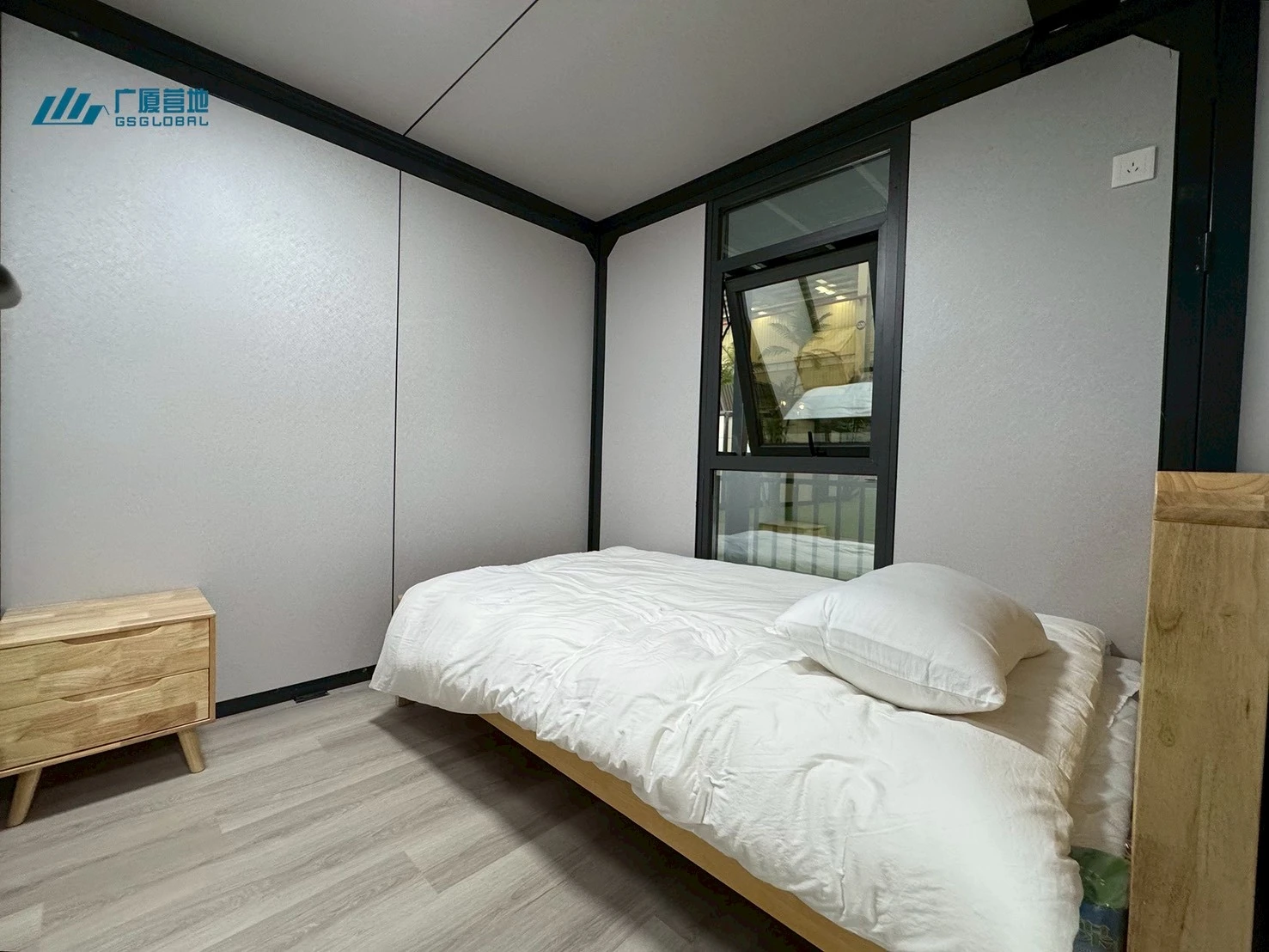 20呎雙層拓展房