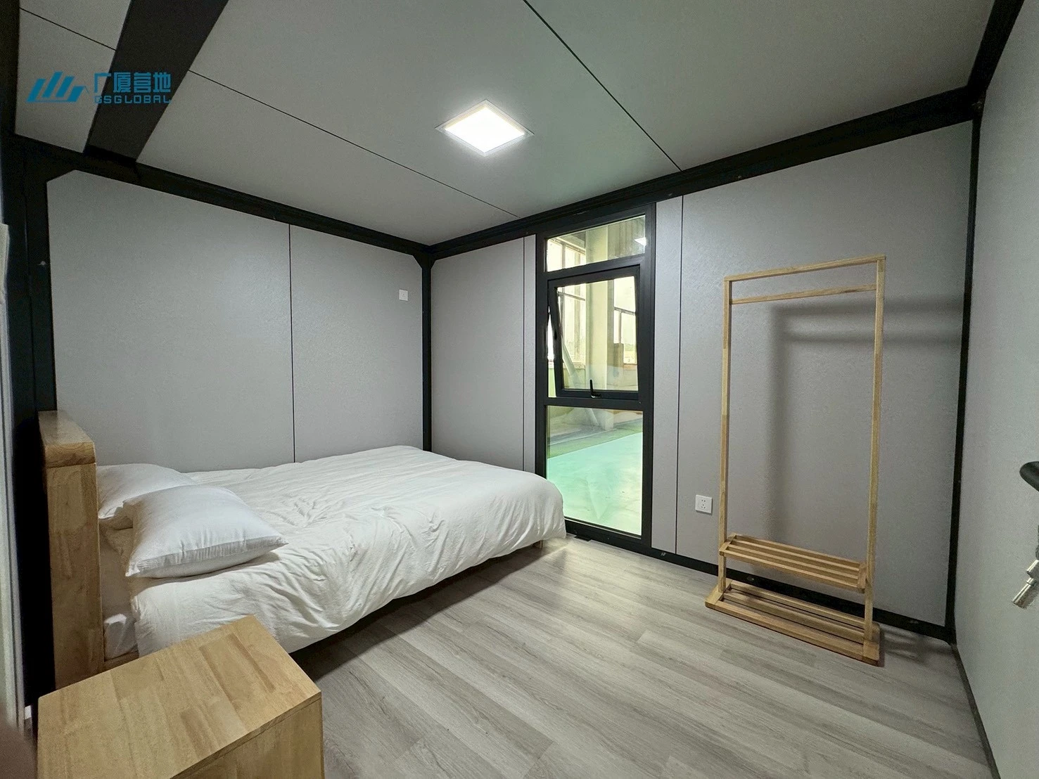 20呎雙層拓展房