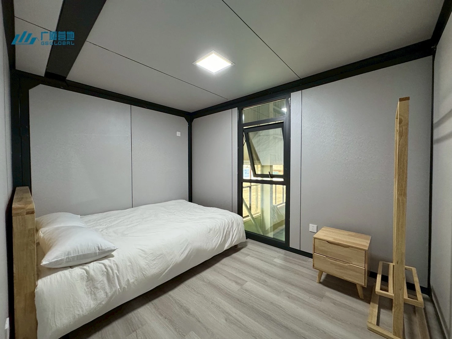 20呎雙層拓展房