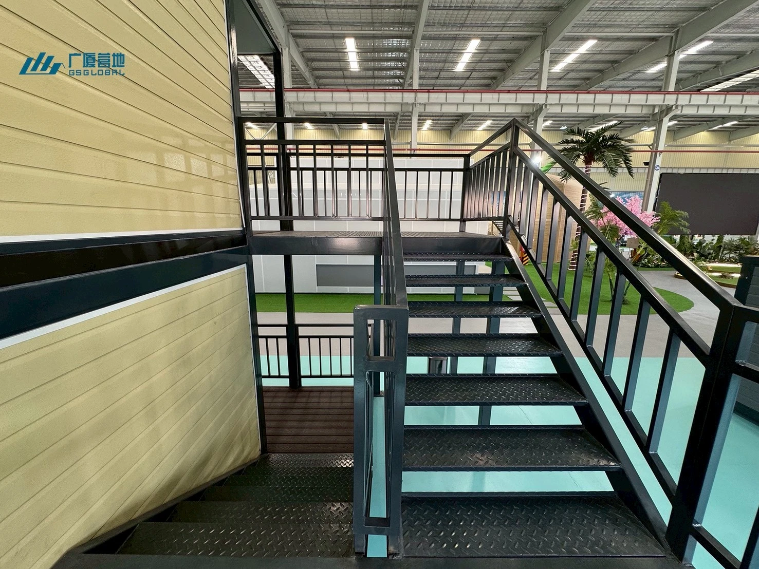 20呎雙層拓展房