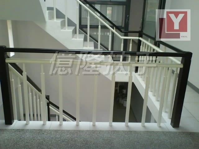 車枳木扶手-2