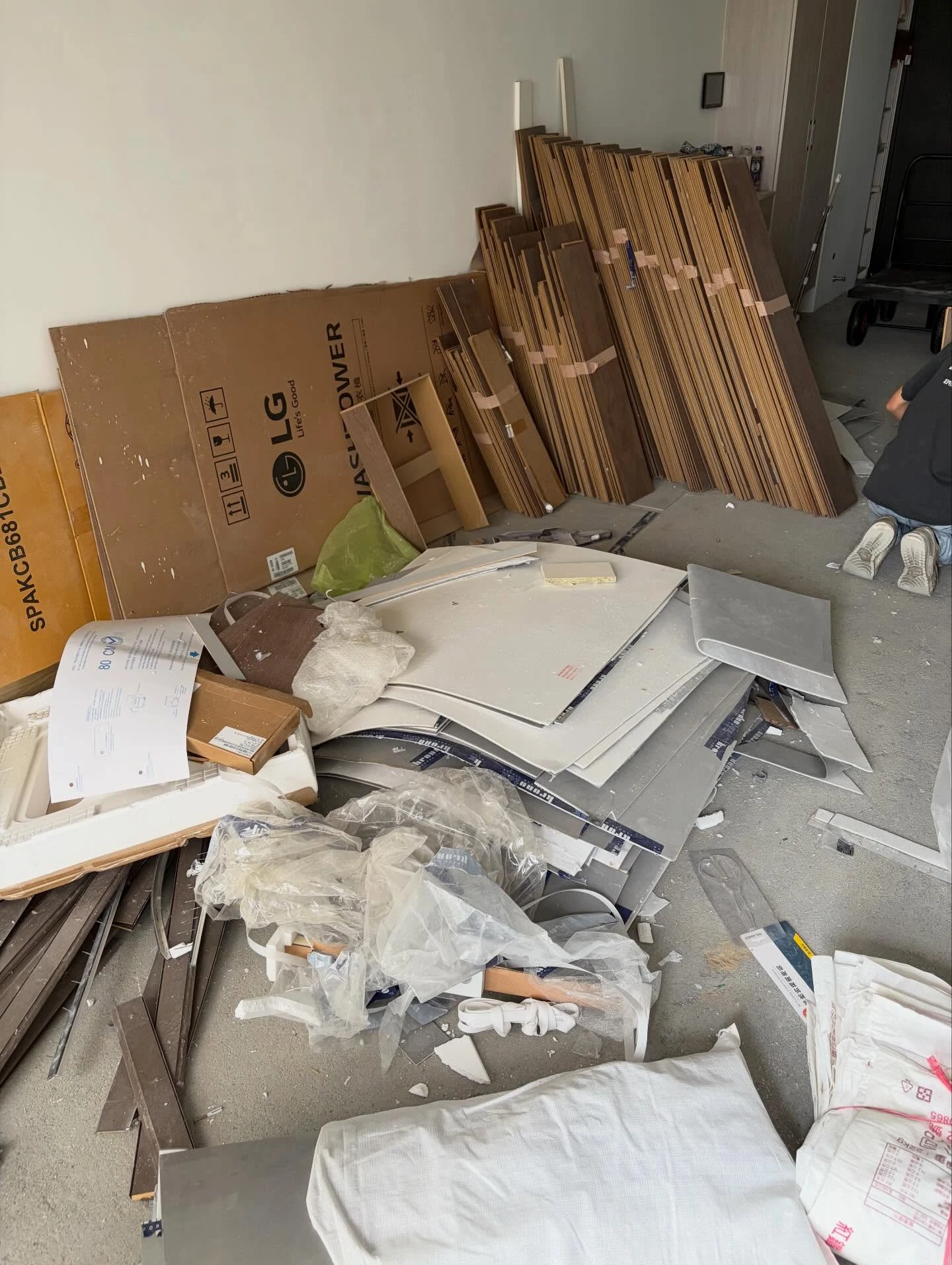 雜物垃圾清運 | 客戶木地板清運