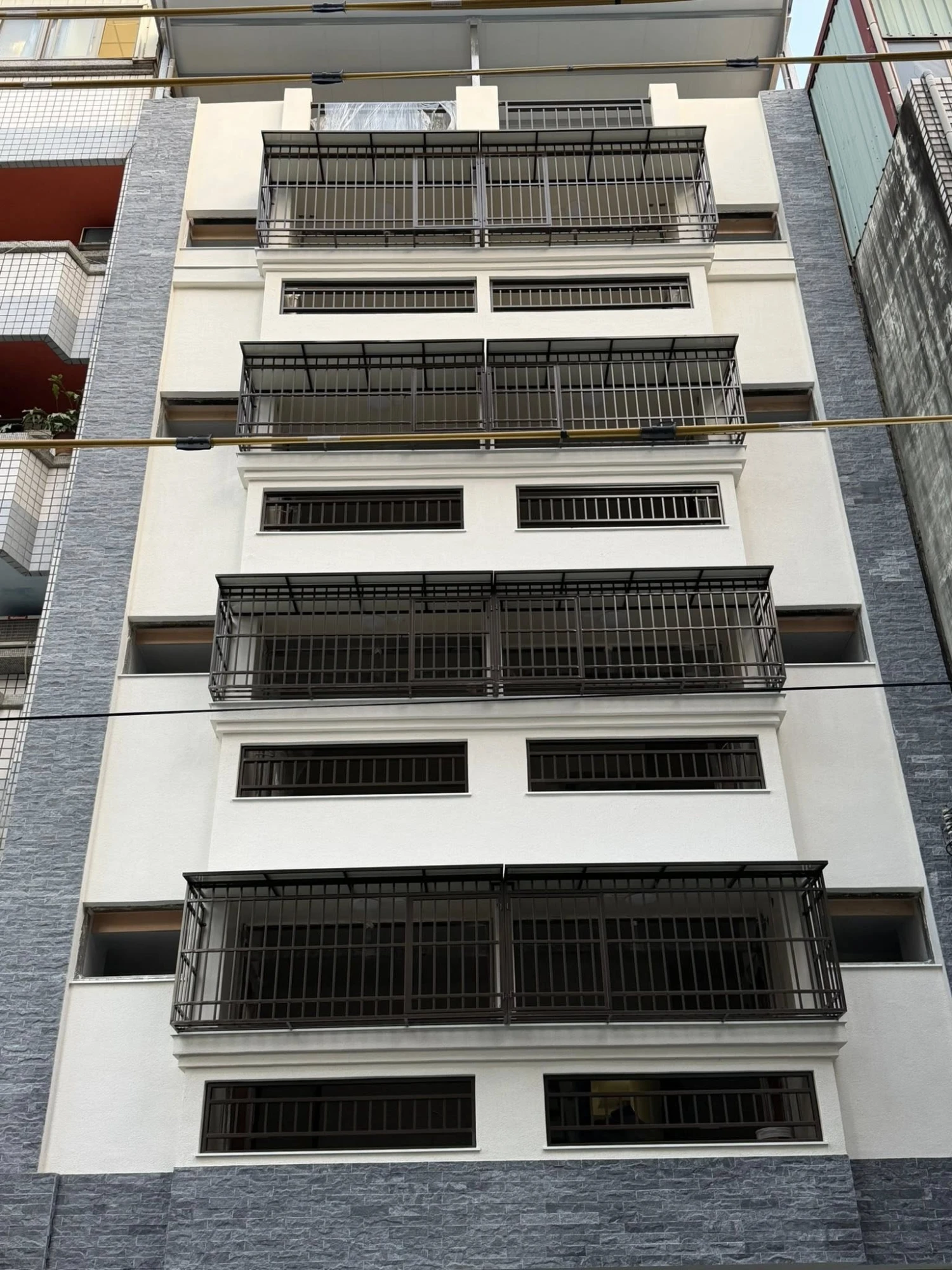 住宅雨遮