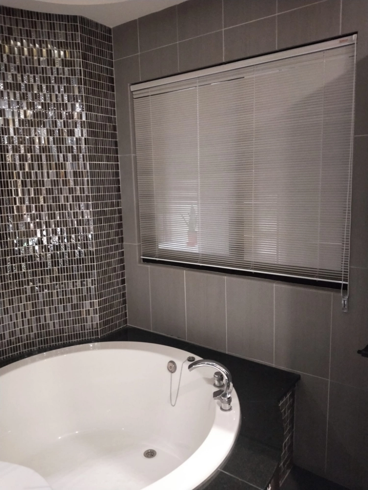 浴室窗簾安裝 | 高雄窗簾安裝