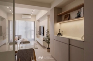 【光落進來的那一刻，空間就柔軟了下來。】