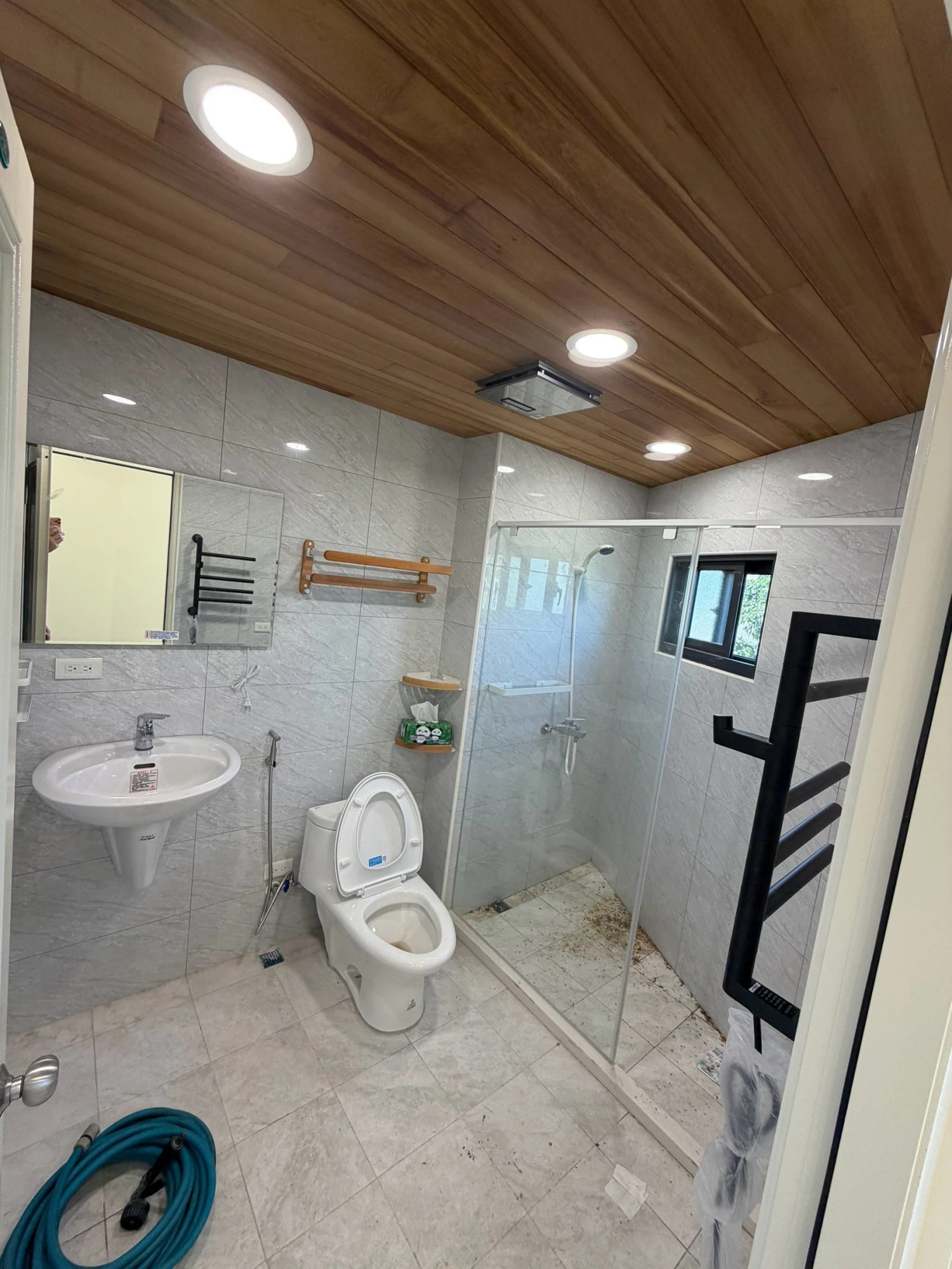 秀水住宅