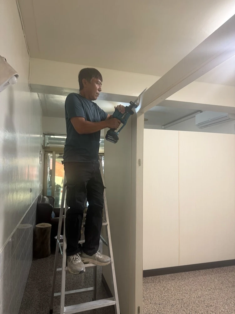 住宅局部牆面、天花板拆除施工前、中、後