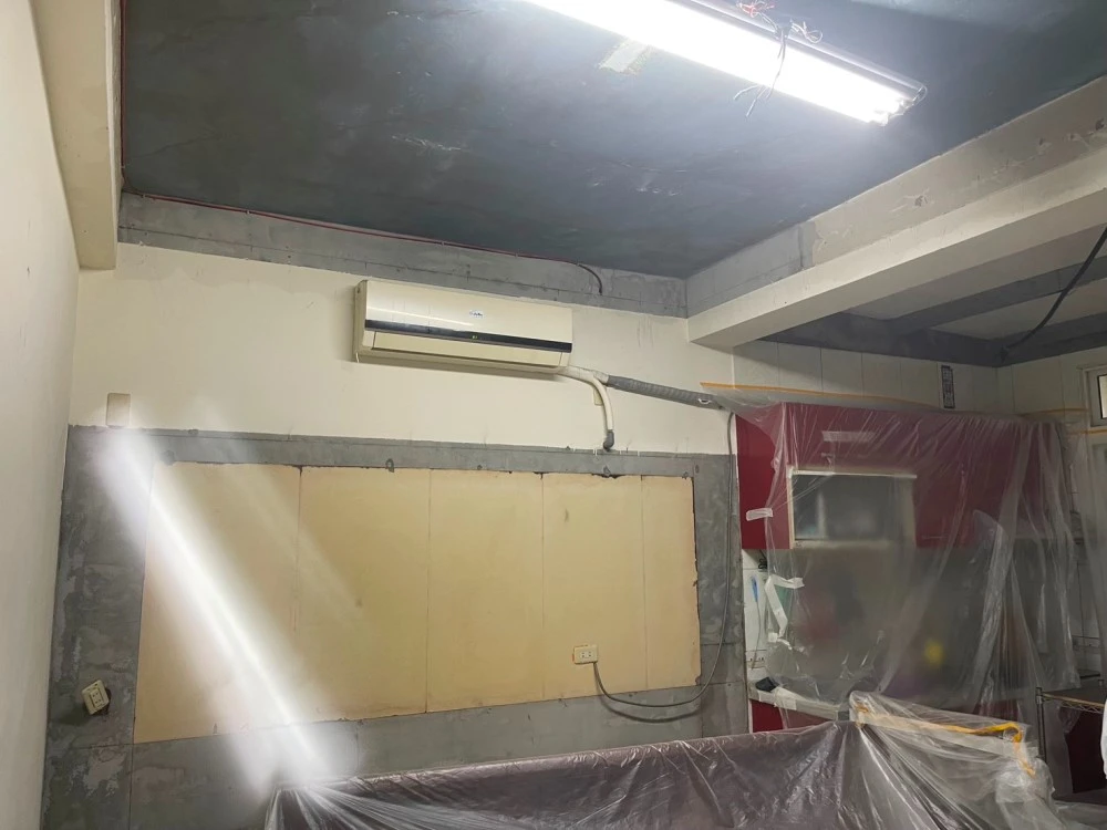 透天住宅1-3樓天花板、局部裝潢拆除施工前、中、後