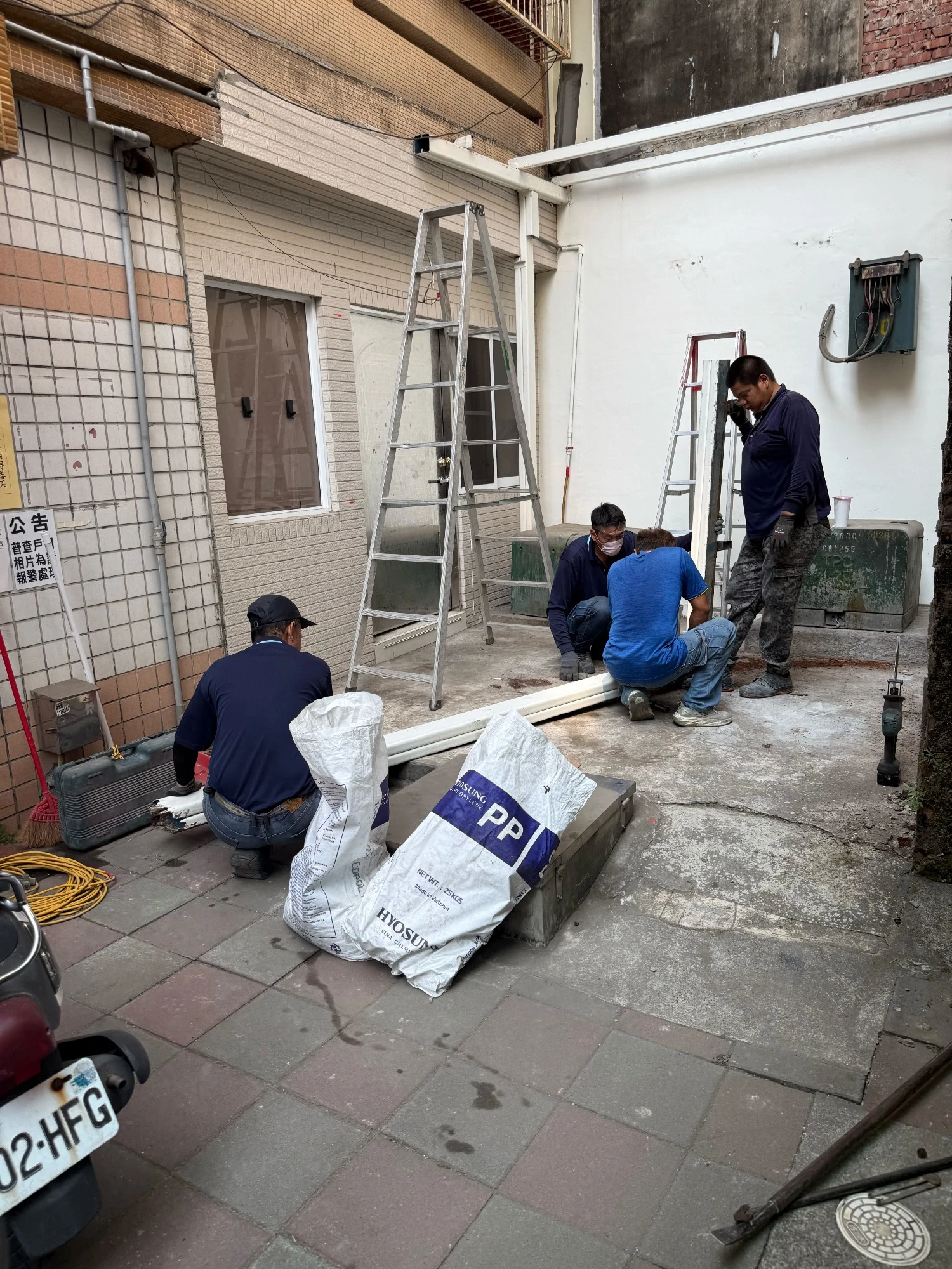 鐵皮拆除夷為平地施工前、中、後