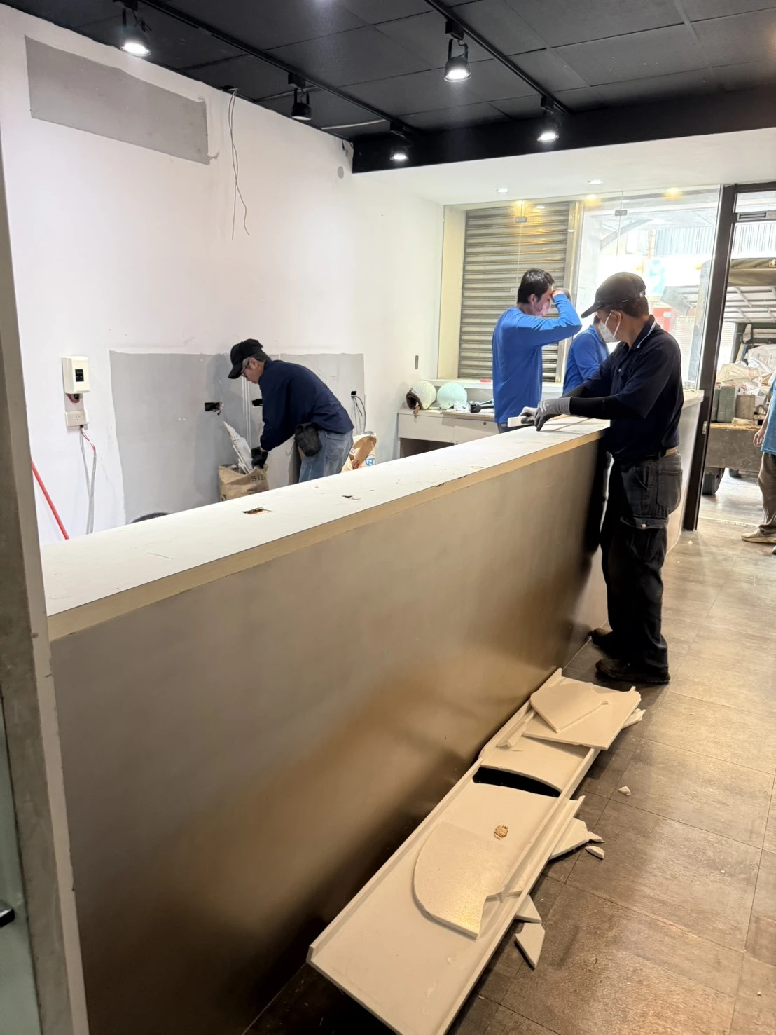 店面局部裝潢拆除施工前、中、後