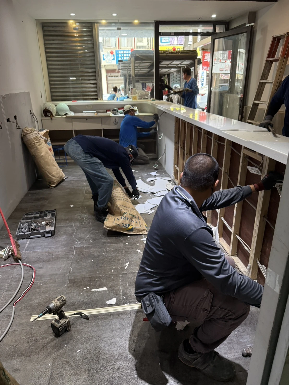 店面局部裝潢拆除施工前、中、後