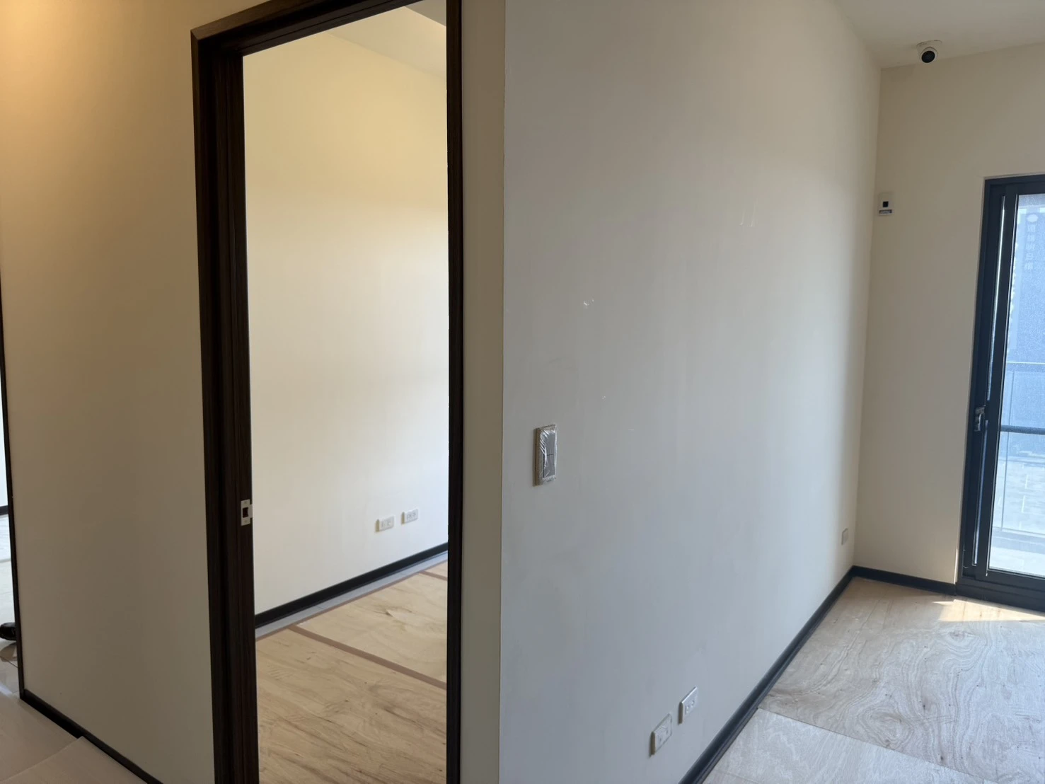 新建大樓局部輕隔牆拆除施工前、中、後