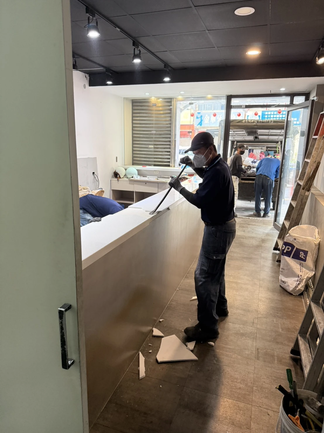 店面局部裝潢拆除施工前、中、後