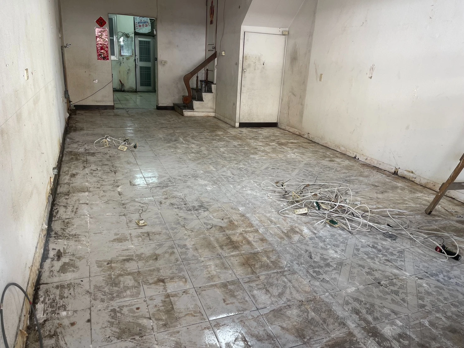 店面局部裝潢拆除、塑膠地板剔除施工前、中、後