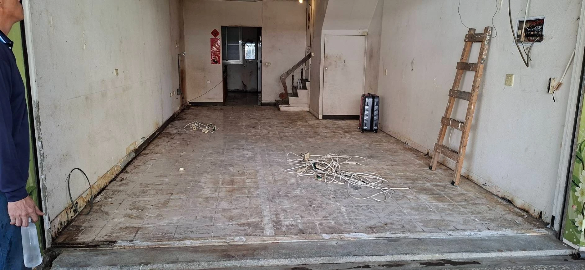店面局部裝潢拆除、塑膠地板剔除施工前、中、後