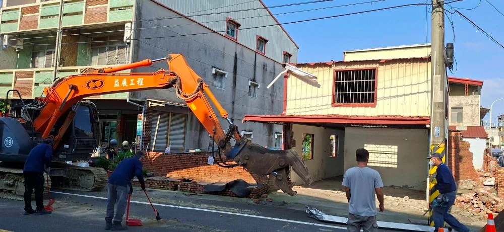 鐵皮屋拆除夷為平地