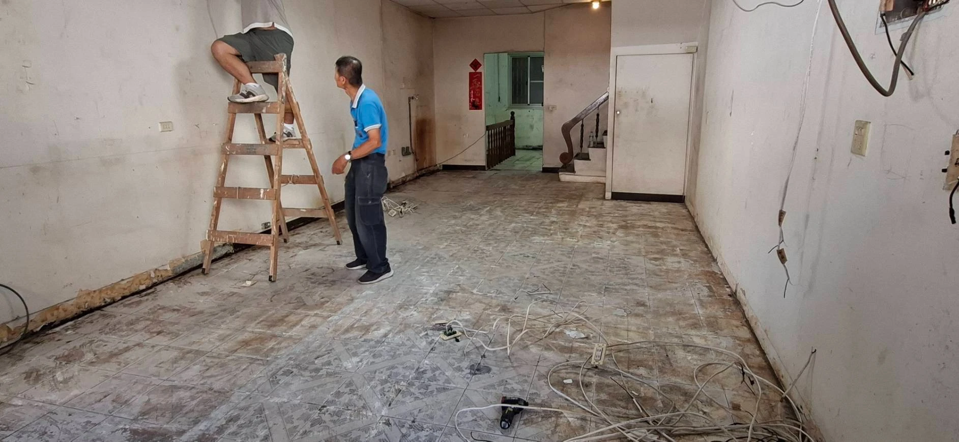 店面局部裝潢拆除、塑膠地板剔除施工前、中、後