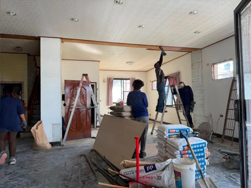 透天住宅天花板.局部櫃子拆除施工前、中、後