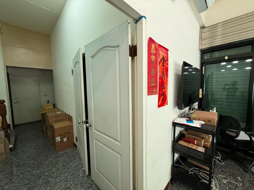 透天1.2樓天花板、隔間牆拆除施工前、中、後
