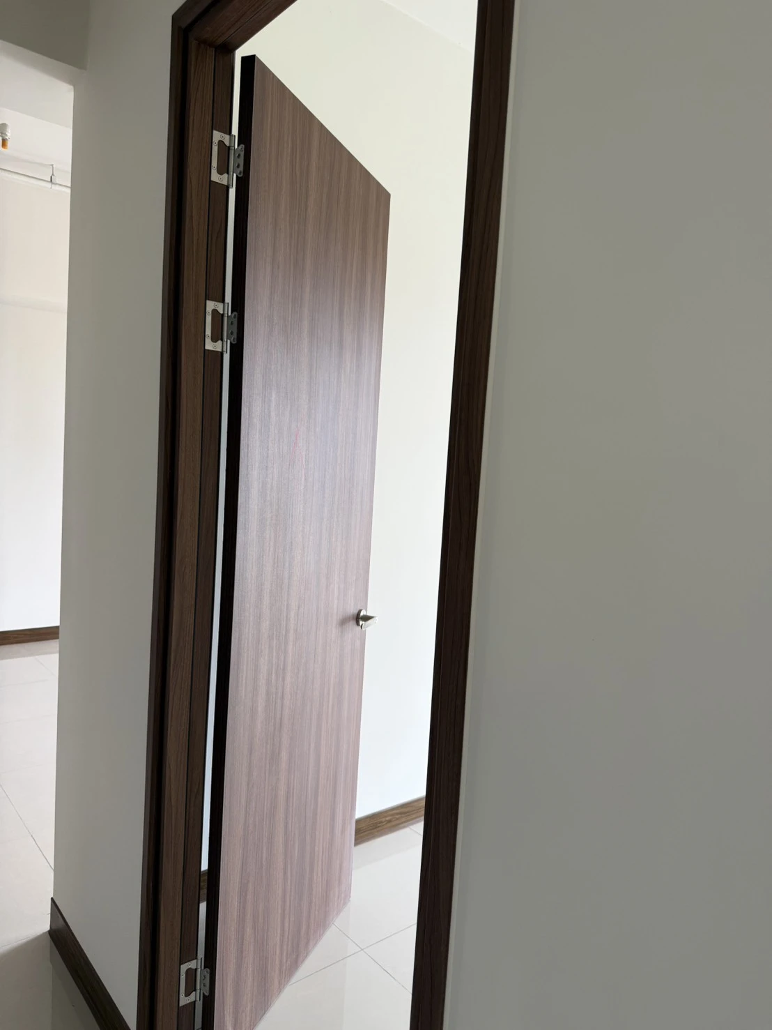 新建大樓局部輕隔牆拆除