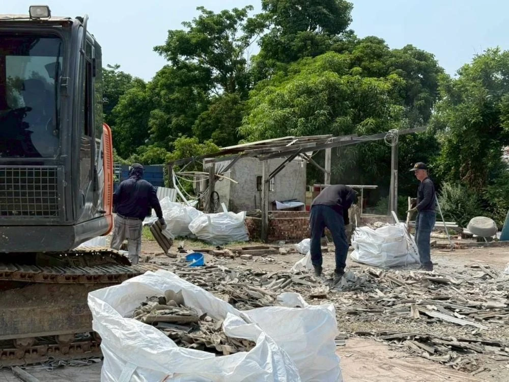 鐵皮拆含內部裝潢拆除夷為平地施工前中後
