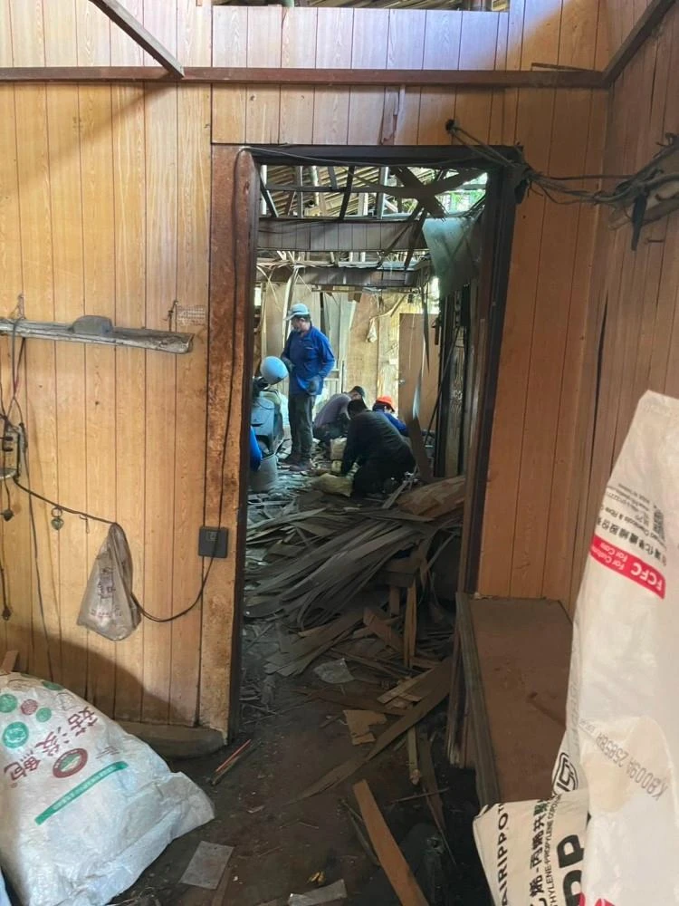老屋拆除夷為平地施工前、中、後