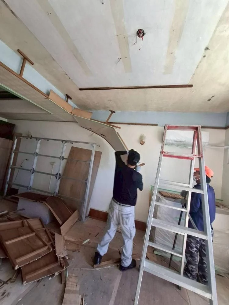 透天住宅房間天花板拆除施工前中後