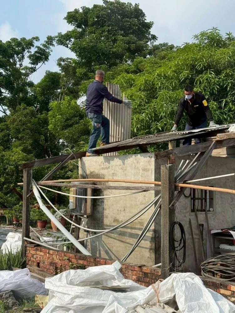 鐵皮拆含內部裝潢拆除夷為平地施工前中後
