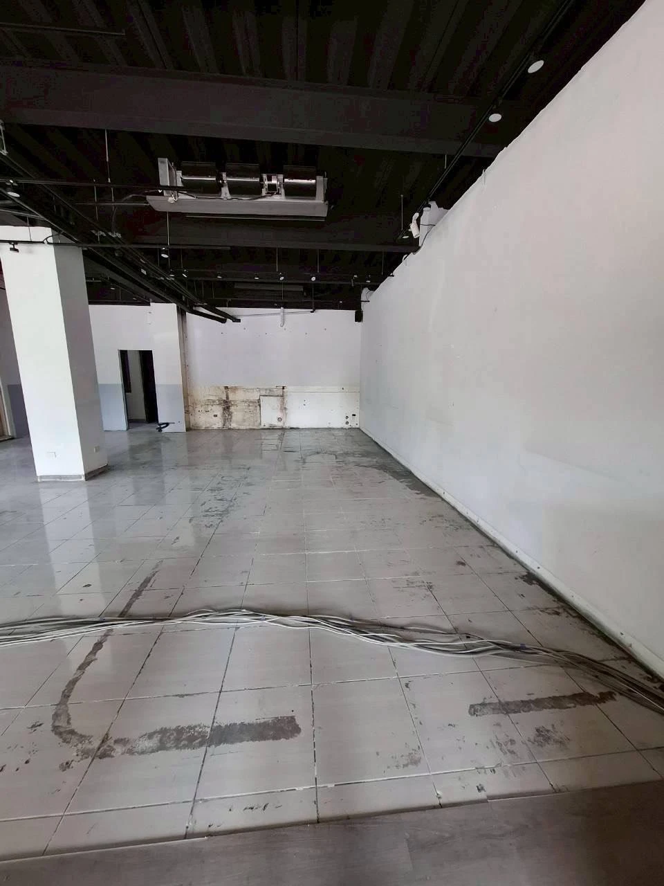 店面木地板拆除施工中施工後