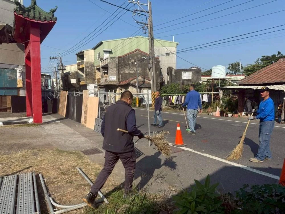 寺廟拱門拆除施工前、中、後