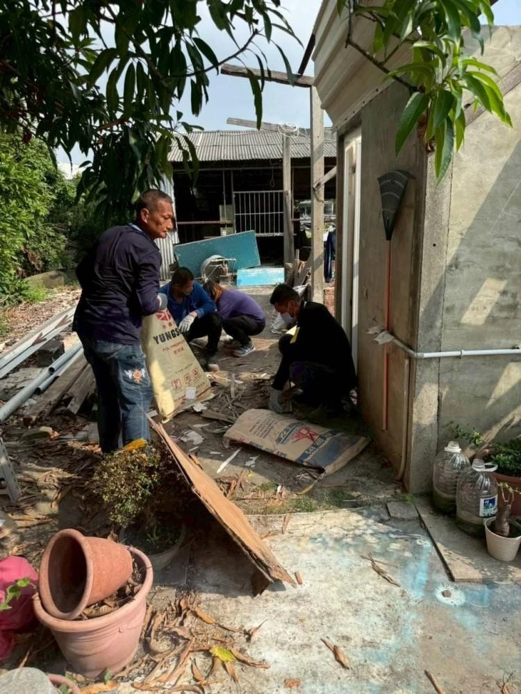 鐵皮拆含內部裝潢拆除夷為平地施工前中後