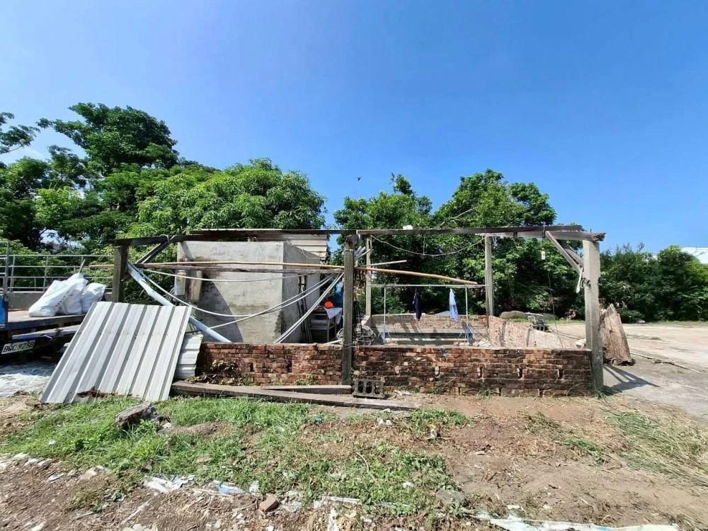 鐵皮拆含內部裝潢拆除夷為平地施工前中後