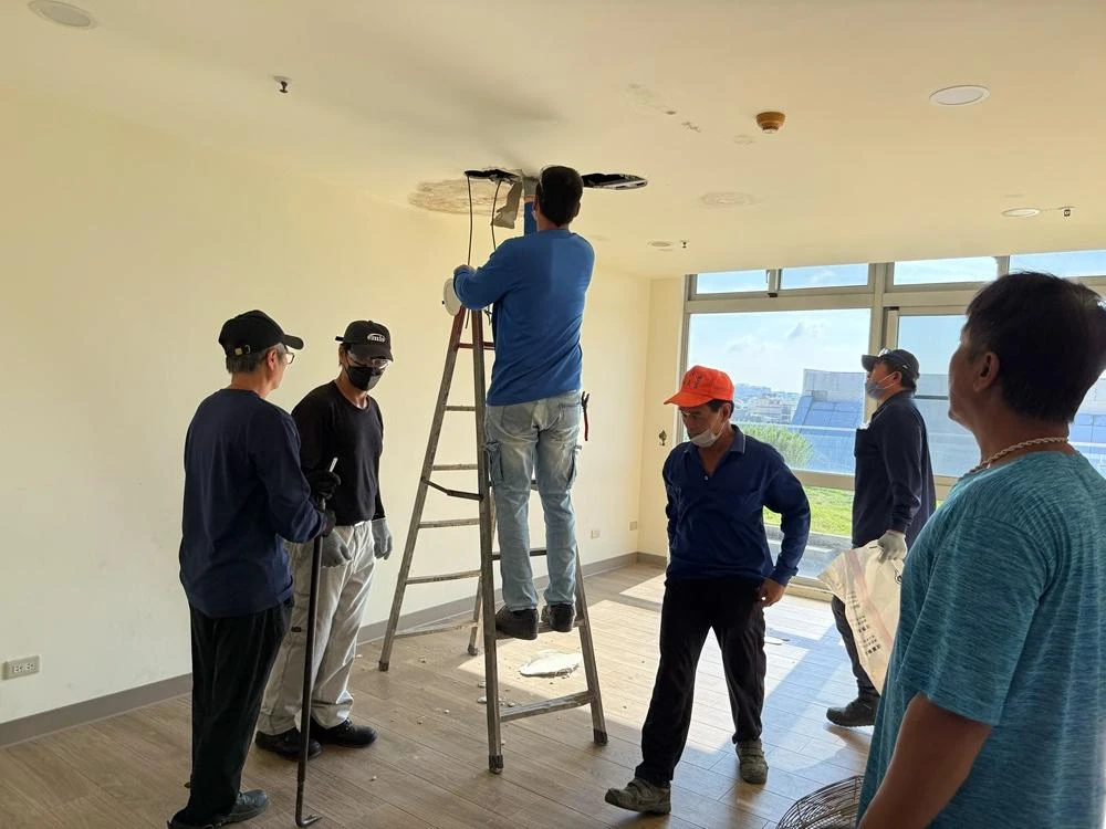 室內房間天花板拆除拆除前、中、後