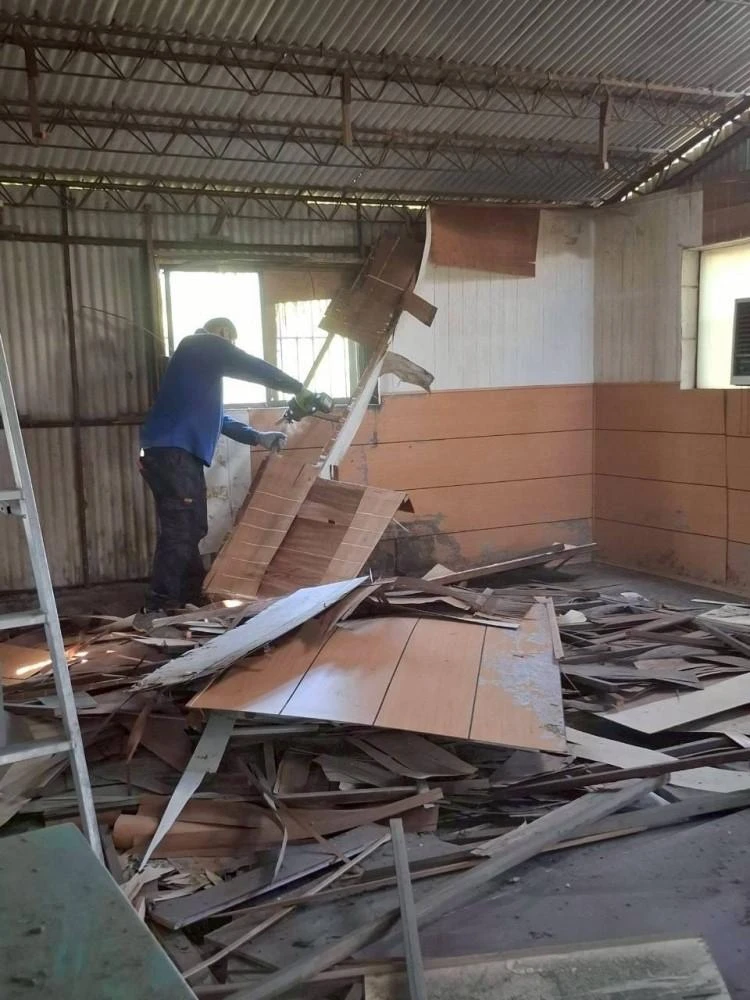 鐵皮拆含內部裝潢拆除夷為平地施工前中後