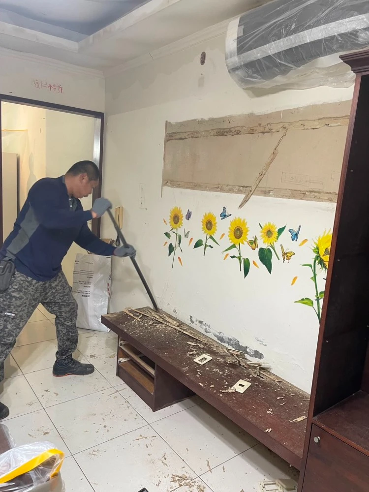 透天住宅1-3樓天花板、局部裝潢拆除施工前、中、後