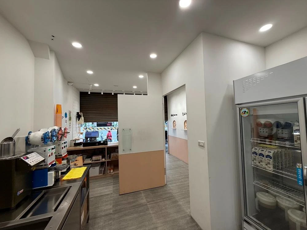 店面裝潢天花板拆除清空施工前中後