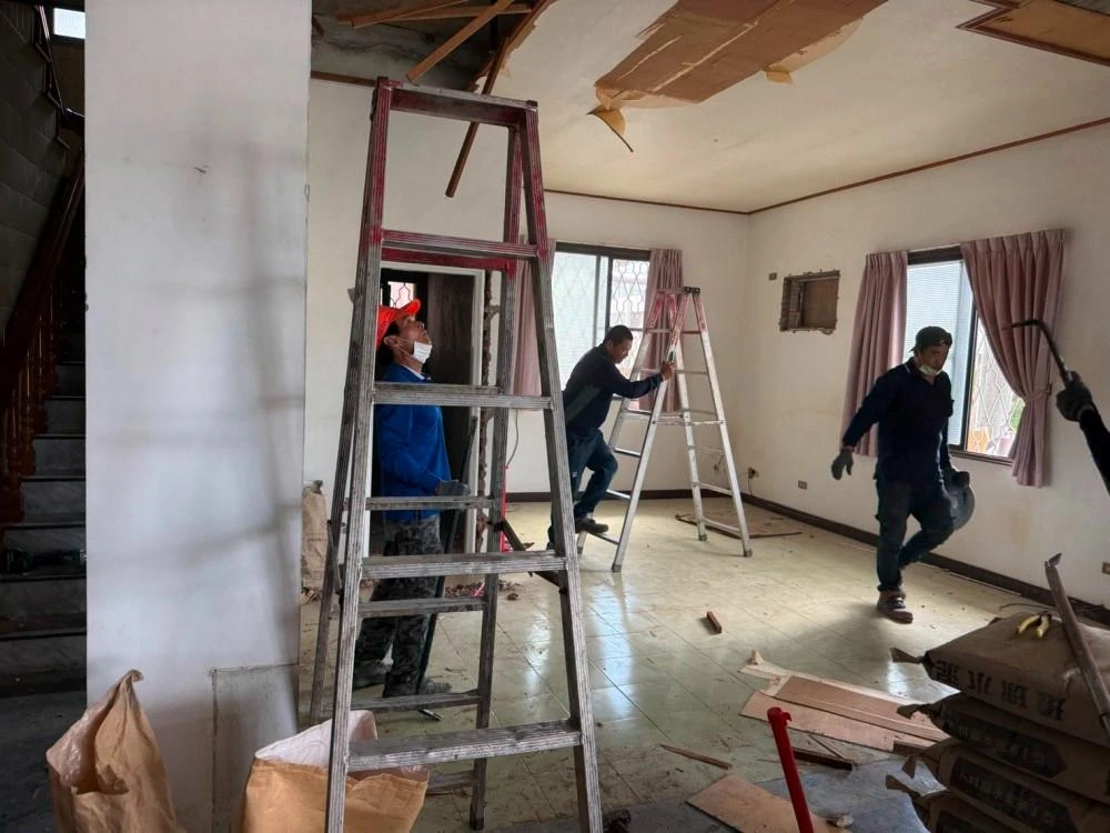 透天住宅天花板.局部櫃子拆除施工前、中、後