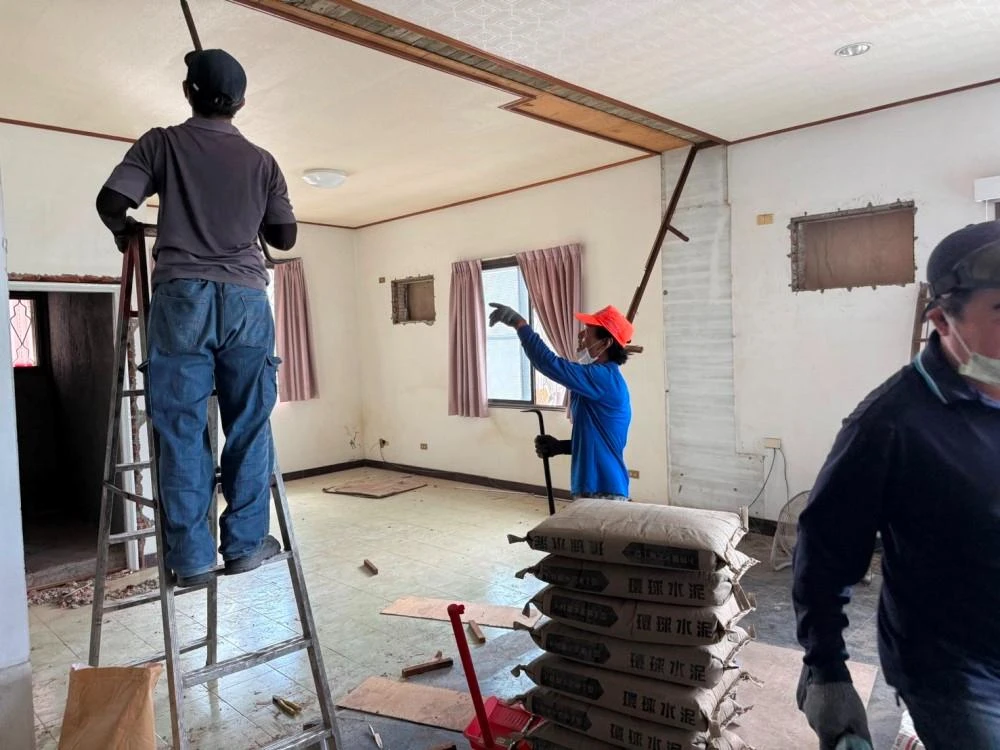 透天住宅天花板.局部櫃子拆除施工前、中、後